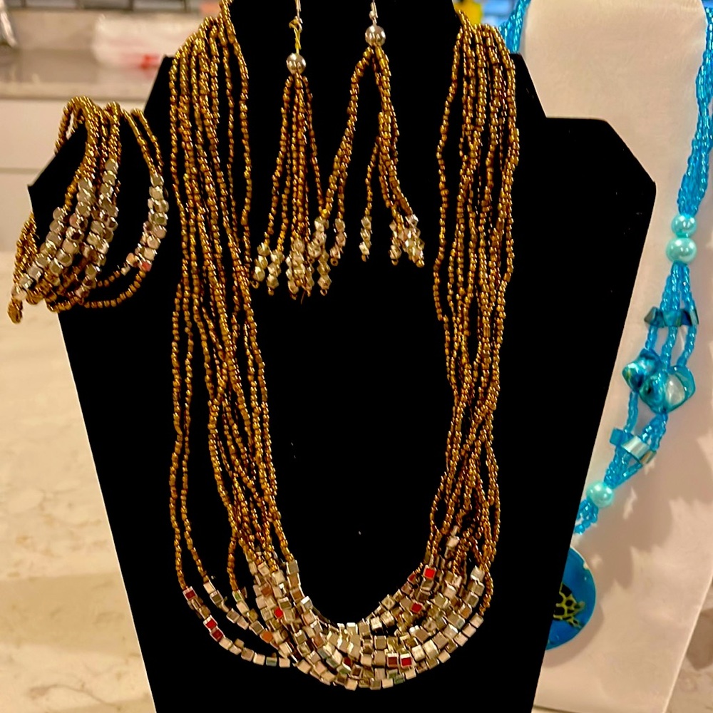 Necklace Set with bracelet and earrings